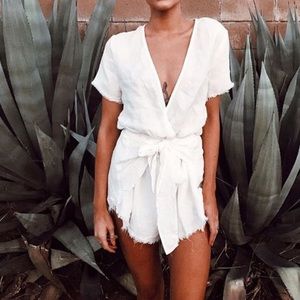 Rip curl White raw trim wrap short romper Small